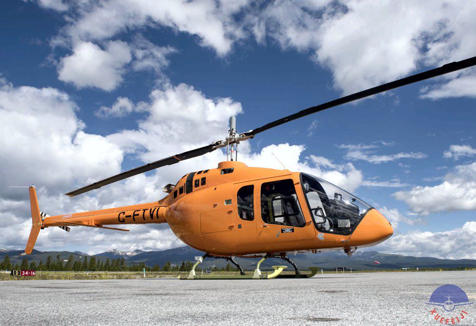 贝尔直升机Bell505型..